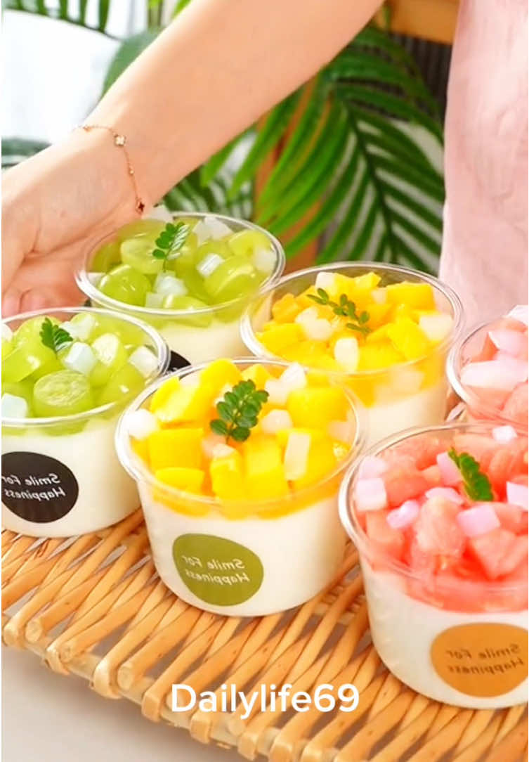 Disposable dessert cup  #dessertcups #disponsable #puddingcup #dessert #plasticcup 