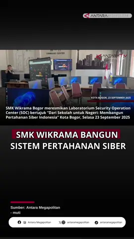 Dari sekolah untuk negeri! SMK Wikrama Bogor resmi meluncurkan Laboratorium Security Operation Center (SOC) sebagai langkah strategis membangun pertahanan siber Indonesia 🇮🇩💻. Tak hanya untuk siswa, SOC ini juga terbuka bagi pengajar, akademisi, hingga masyarakat luas. Dengan dukungan pemerintah, industri, dan TNI, Wikrama ingin mencetak talenta digital yang siap menghadapi tantangan kejahatan siber sekaligus memperkuat kedaulatan digital bangsa. 🔐 Dari ruang kelas, lahir garda terdepan penjaga dunia maya Indonesia! ✨ (Antara TV Megapolitan/M Fikri Setiawan/Mutia Mellani) #terkini#genenasiemas #kotabogor #smkwikramabogor #SOC #PertahananSiber #TalentaDigital #IndonesiaMaju #DariSekolahUntukNegeri
