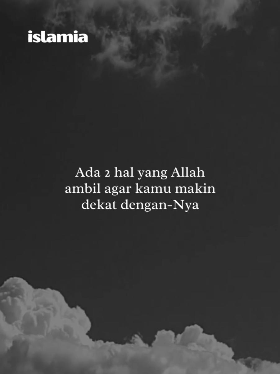 Kadang Allah mengambil sesuatu yang paling kita jaga—entah harta, entah orang yang kita sayang. Bukan karena Allah ingin menyakiti, tapi karena Dia tahu hati kita mulai terlalu bergantung pada selain-Nya. Kehilangan memang menyakitkan, tapi justru di situlah kita belajar: siapa yang benar-benar tak pernah meninggalkan. Kamu bisa terus meratapi yang hilang, atau memilih mendekat pada Allah yang selalu ada. Ingat, setiap yang Allah ambil… sejatinya sedang mengembalikanmu kepada-Nya. #motivasi #islam #muslim #tiktok #fyp 