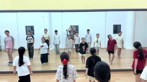 Dễ thương quá à ... 🍭📸🎵 DC: Me 🍭  #trendding #dance #tiktokdancvn #xh #ilovetiktok 