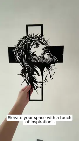 Hand Engraved Jesus & Cross Metal Wall Art Decor 28.58x40cm Christian Religious Ornaments for Home Office Restaurant Hall Decorations Decorative Gift High-Quality Durable Religious Symbolism Artwork #walldecor #wallartdecor #walldecoration #posterdecor #christiandecor #engravedgifts #customwallart #stainlesssteelcross #wallclockdecor #christmasart
