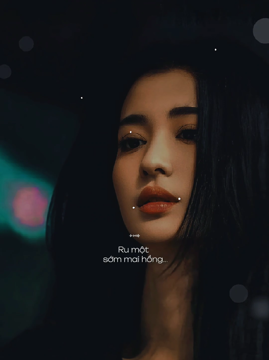 Đời em tựa như khúc ca ru một sớm mai hồng... [ Chiếc Lá Mùa Đông Remix ] #chieclamuadongremix  #nhacbuontamtrang  #tramcamxuc💔  #maucapcut  #gocphoamnhac1991 