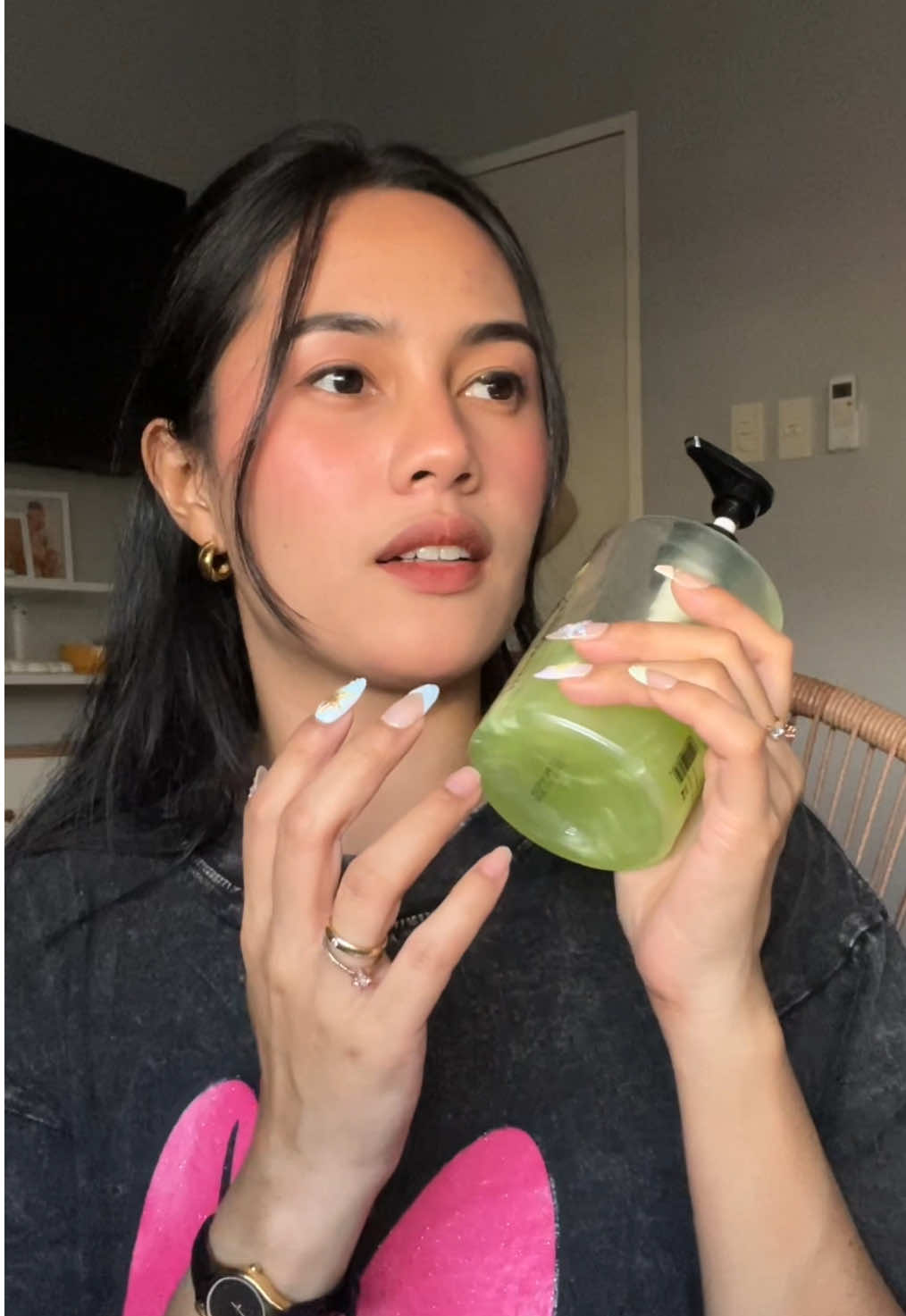 Bodywash na nagsstay yung bango? Kaya pala trending ang Skinglowry ng @Perfect Glow International ✨🫧 #bodywash #perfumebodywash #skinglowry #perfectglow #bodywashperfume 