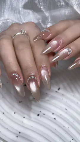 #huyenngocnail nail gì chưa người đẹp 💅🏻