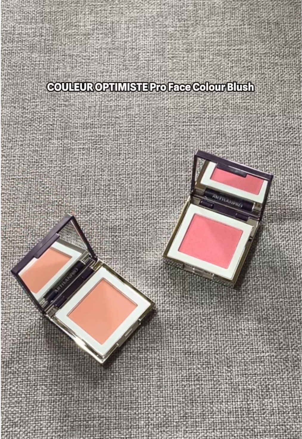 Dua shade blush on favorit semua orang!  ✨  Venus dengan sentuhan peachy yang manis, dan Madeleine dengan look pinkish yang fresh 💖  Kalau kamu tim Venus atau Madeleine? share di kolom komentar yaa! 💬👀 #addDIFFERENTcolors 