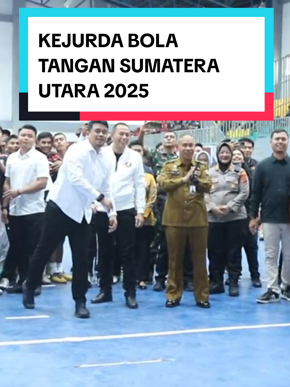 Kadisporasu mendampingi Gubernur Sumatera Utara pada kegiatan KEJURDA BOLA TANGAN SUMATERA UTARA TAHUN 2025 yang diselenggarakan di GOR Futsal Disporasu.