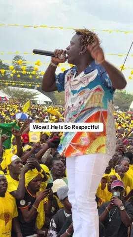 Gravity Omutujju Performing At NRM Nomination At Kololo Airstrip  Happening Now At Kololo Airstrip On Nomination Of H.E Yoweri Kaguta Museveni  #wabombacolline #bricepromotionz #shamilcruzupdates #M7Nomination #Alienskinug
