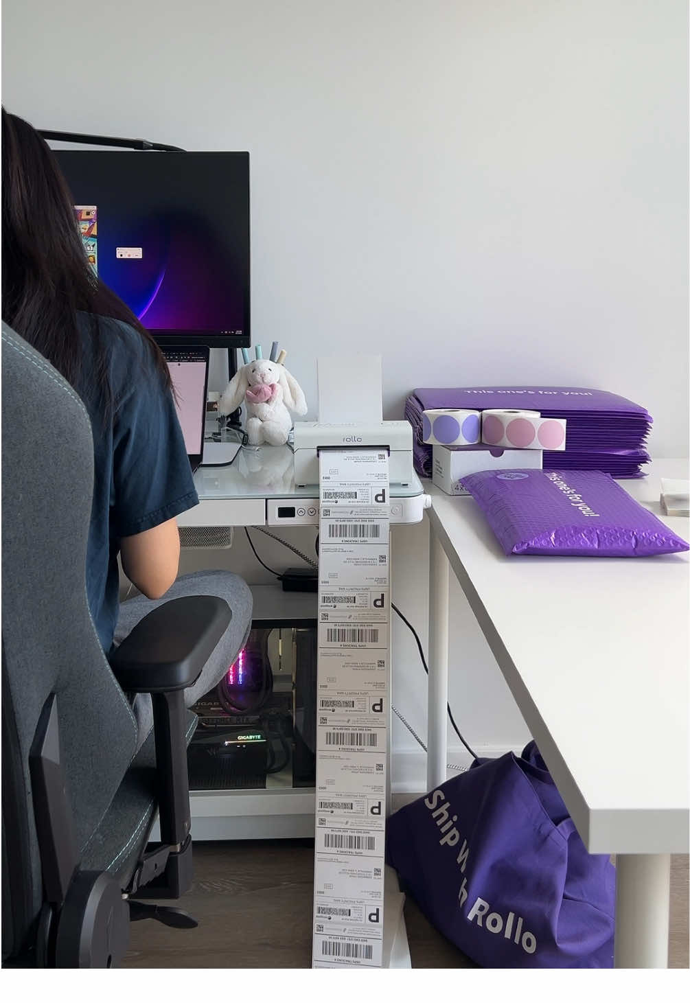 yes, we’re wireless. yes, we’re better than your ex. #labelprinter #inklessprinter #printinghack #thermalprinter #smallbusinesshack 