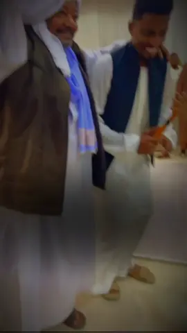 #هووووي بي امانه عجب لي #دانقلا وبخاخم بختلف