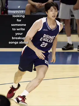johnny is so college boyfriend coded 😭🫶 #johnny #johnnysuh #nct127 