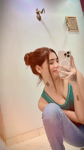 @Ujala🥀🙃 