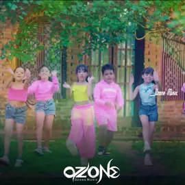 අලුතගෙනා මලමාලිත් පැනලා ගිහින්ලු...💔😒🫠 Athuru Mithuru ( අතුරු මිතුරු ) - Dinudi Hettiarachchi #ozonemusic #sinhalasongs #popular #trending #music 