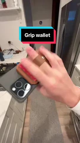 Insane it picks up a chair tbh #magsafe #magsafewallet #esrmagsafewallet #wallet 