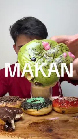 Donat + Kopi Beghh #GoodDayLatte #KopiGoodDay #PerfectKoreanLatte @Good Day Coffee 