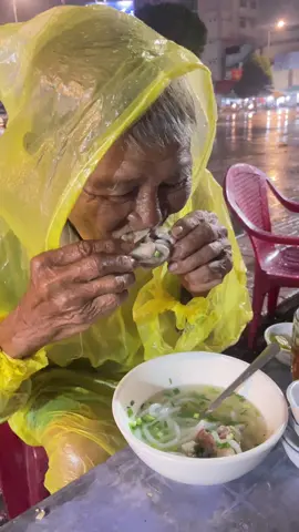 Thương 