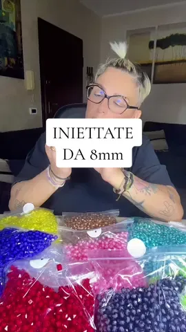 #perle iniettate da 8mm. 🌟🌈 promo sempre attiva sull’acquisto di 3 confezioni, la terza ha un ulteriore sconto 🫶 #beadshop #coccinart #fyp #pursecollection @coccinart  @coccinart2.0  @coccinart2.0 
