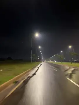 hanya dia #liriklagu #sadvibes #jalan #sadvibes #fyp 