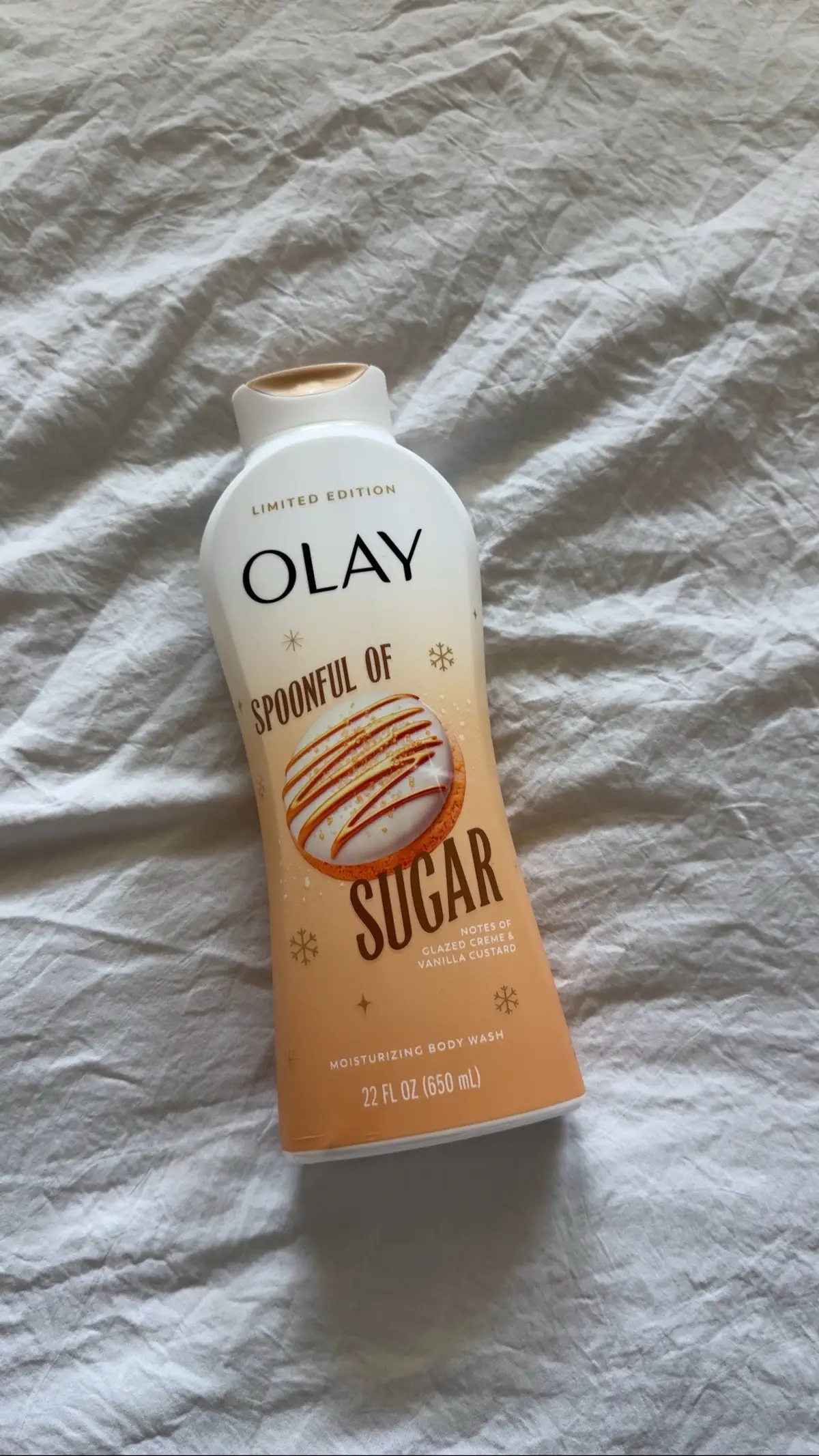 @Olay Skin Care. Smells exactly like vanilla custard 🍦 #olay #olaybodywash 