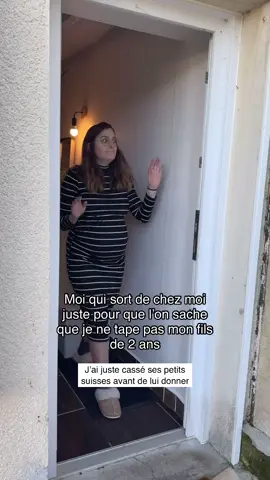 Quand tu regrettes d'avoir cassé ses petits suisses 😅