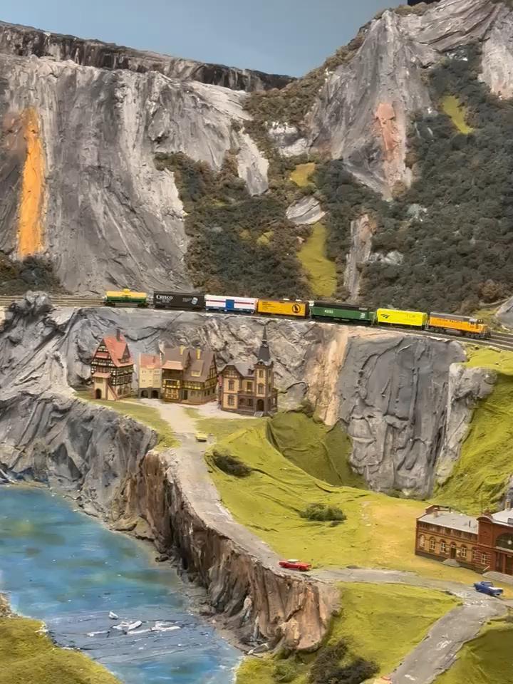 Model Trains are running on tracks at Northlandz. #Northlandz #ThingsToDoWithKids #nj #exhibits #modeltrains