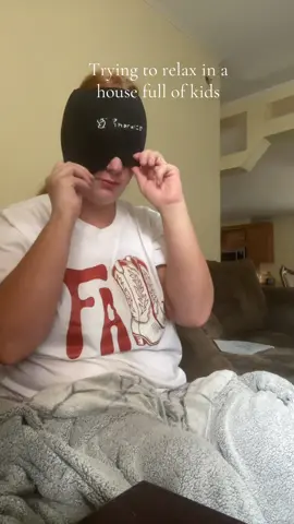 #Inverted When you’re a stay-at-home mom, sometimes ‘relaxing’ looks like throwing on a migraine wrap while chaos explodes around you. Cold, dark… even if it’s just for a minute! Or 5 seconds 😂 #M#MomLifeS#StayAtHomeMomRelatableMom #migrainerelief 