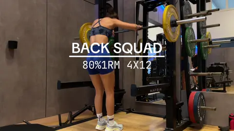 M O N D A Y   W O R K O U T  #legday #hyrox #clubdenedel #gym #muziek 