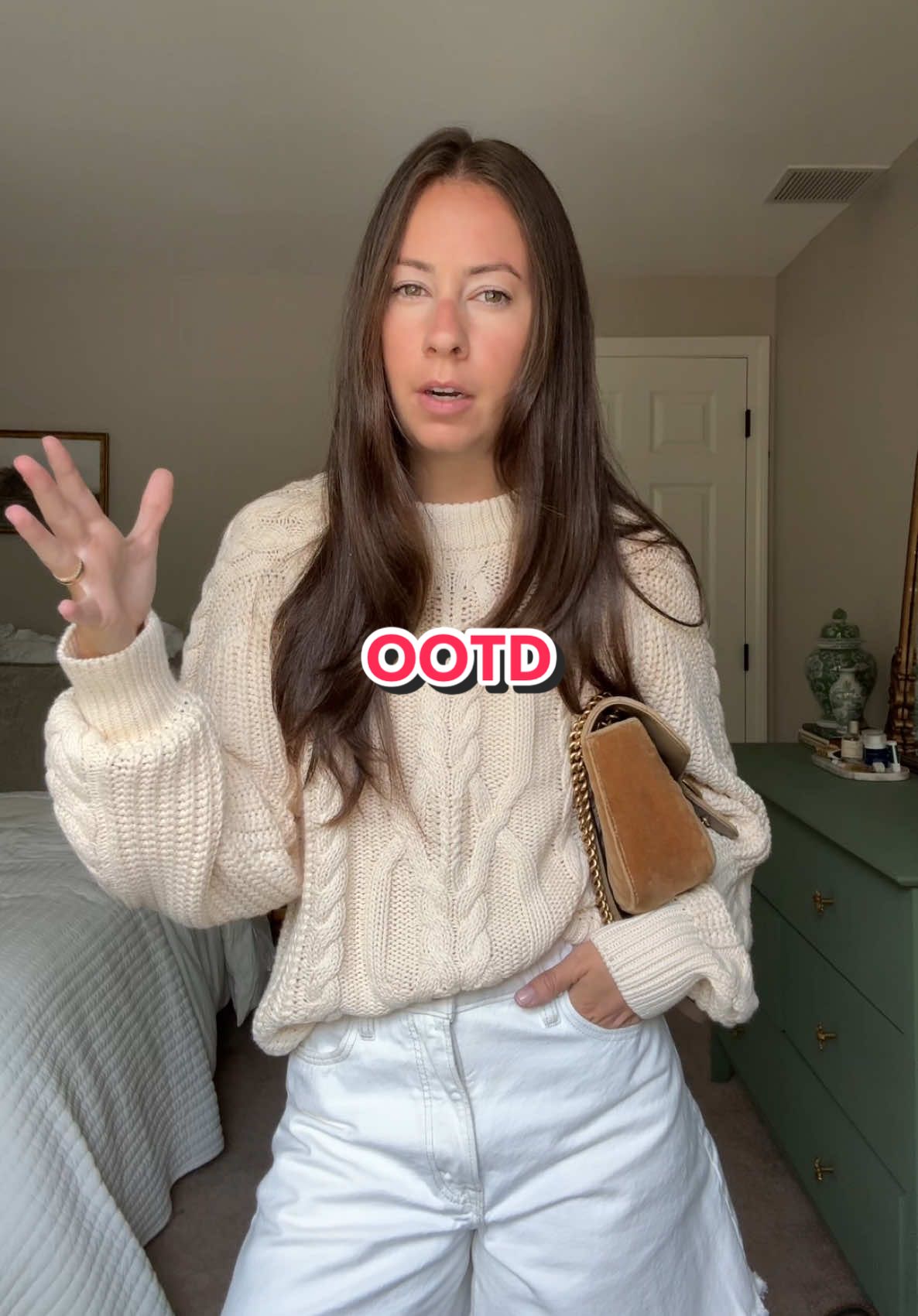 Making this 80 degree day more 🍂fall🍂 hehe #fallfashion #suedebag #fallsweaters #sweaterweather #fallaesthetic 