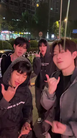 #WMA微博音乐盛典 #dexxth @krptt @auautnp  