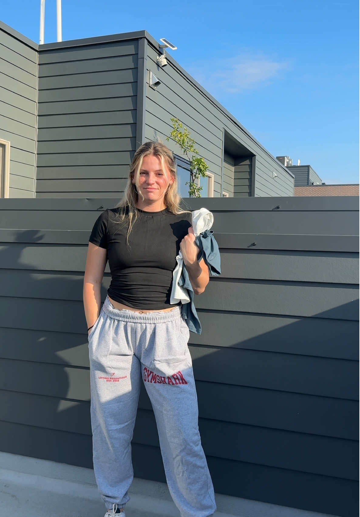 New basic tees for going out or to the gym?!? Yes please! #gymshirt #goingouttop #basictees 