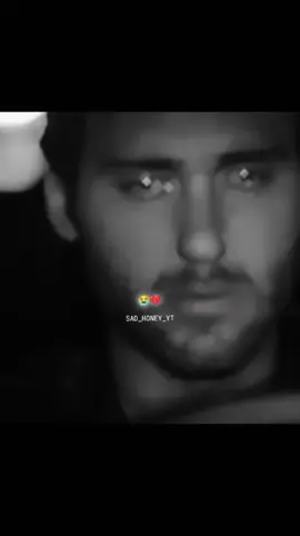 aaj Dil bahut udaas hai 😭💔 #black #BlackTikTok #blackhaert🖤 #blackclover #blackhoneyvideo #sadstory #sadvibes #sadstatus #breakup #brokanhart #cry #rona #growmyaccount #fypage #unfreezemyacount #foryou #foryoupage #sad_honey_yt #sad_honey_pakistan #itx_salman_00 @TiktokPakistanOfficial @blackpinkofficial @Black TikTok 