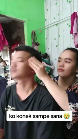 anjirr slah lagi kan 😭😭