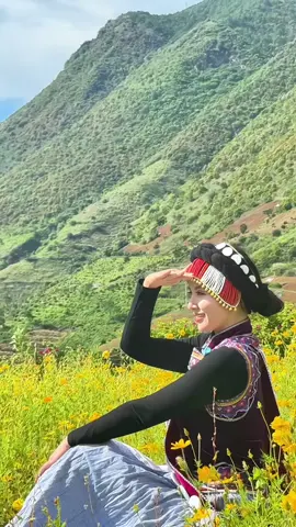 ဘီလော်ယိုလီဆူမာနာ👩‍🦰🤍🎶#အားပေးကြပါအုံးဗျာ😍😍😍😍 #lisu #ရောက်ချင်တဲ့နေရာရောက်ကွာ😍🤗🤗😅😅👩🌸❤️ #foryou #လီဆူမလေး🖤🖤 🫣🎶🤍