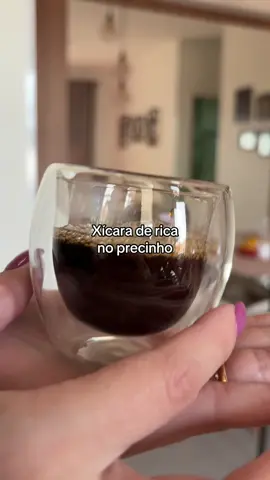 Essa xícara/copo de parede dupla ficará lindo em sua mesa de café #xicara #copoparededupla 