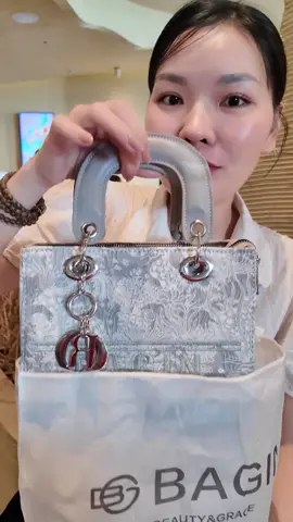 Trả lời @user3272750565357 #tuicaocap #tuiditiec #bagin 