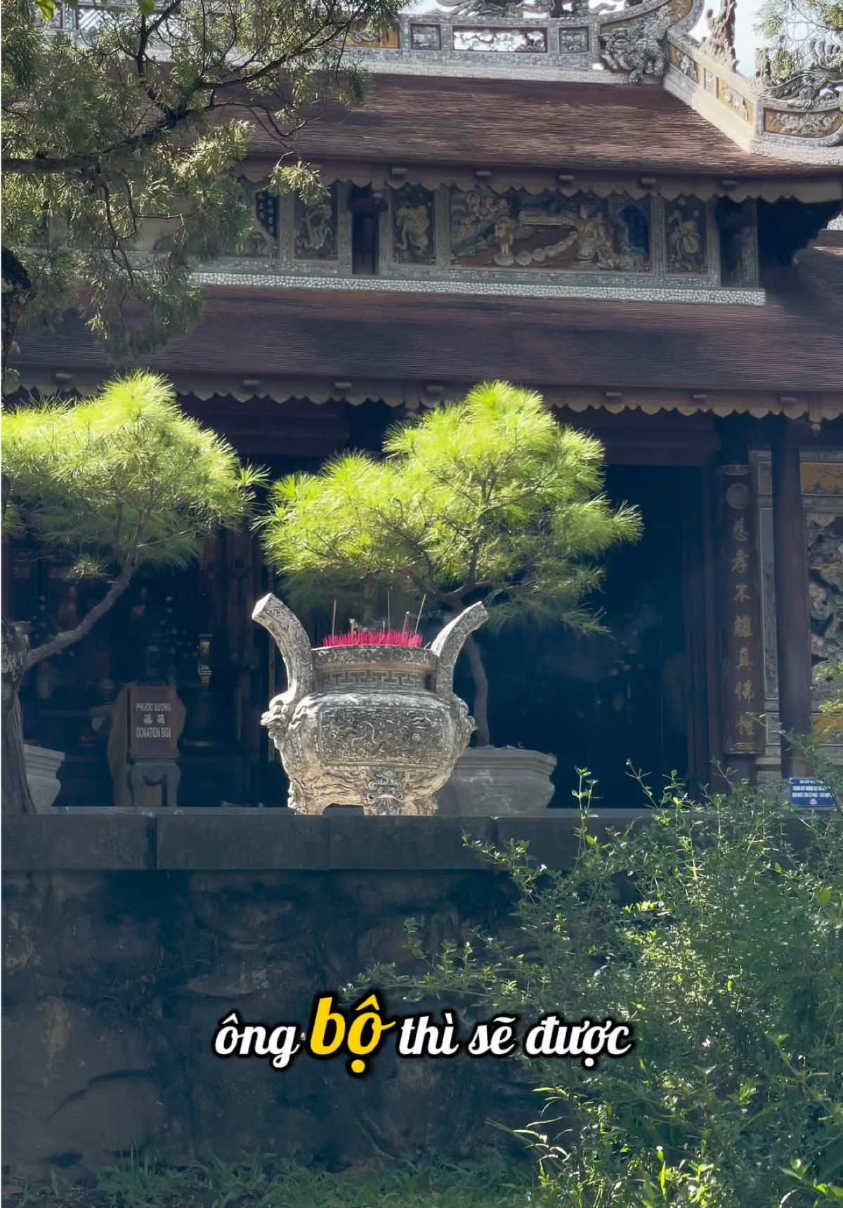 Chùa thái giám, mọi người đã từng nghe qua chưa? #Tranoi #Huế #tourguide #huongdanvien #chuatuhieu 