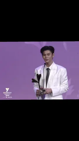 เก่งมากๆๆค้าบ   #milk2may  #YentertainAwards2025 #YEntertainAwards2025xJisuLife #YentertainAwards2025xMILK