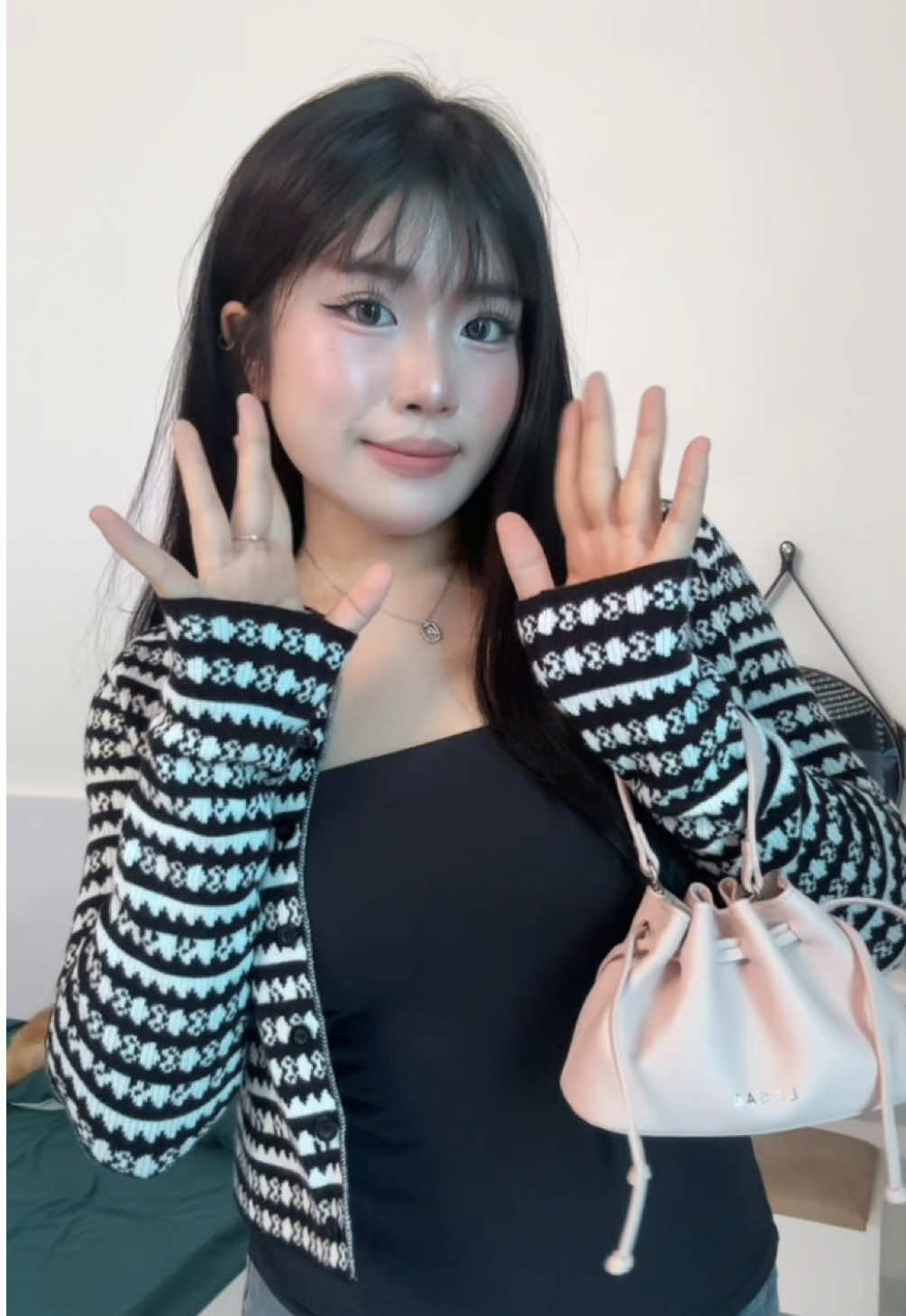 xinh lắm luôn nè 😽💗 @LESAC.VN #lesac #dailystyle 