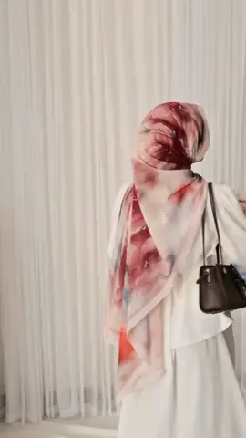 Samaan sama kak @adhiva_amaila #adhivaamalia #pasminaturkey #pashminaceruty #fyppppppppppppppppppppppp #pashminaprinting 