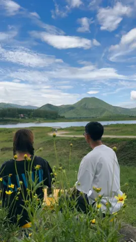 มะหาด-ไทธารา Mahad-Thaitara คาเฟ่และ Home Stay เป็นที่พักอยู่ริมอ่างเก็บน้ำห้วยท่าเคย บรรยากาศโคตรดี มองเห็นวิวฟูจิเมืองโอ่ง มีกิจกรรมภายเรือคายัค ตกปลา ที่พักมีคาเฟ่น่ารัก วิวดี อาหารเครื่องดื่มอร่อย  ราคาไม่แพง  ใครชอบธรรมชาติ มาที่นี่แล้วจะไม่ผิดหวัง 10/10 เลยฮ่ะ 💚 #มะหาดไทธาราโฮมสเตย์ #mahadthaitara #อ่างเก็บน้ําห้วยท่าเคย #ฟูจิเมืองไทย 