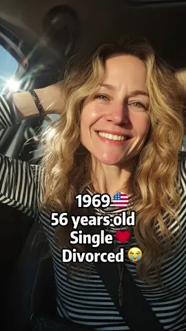 Single American woman lives in USA #singlelife #singlegirl