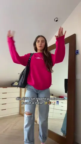 diia 5/30 sin repetir pantalones para ir a clase/ inspo de outfits para el colegio 🩷  teneis mas outfits en mi ig: daanielamoral_ sudadera @TAKKRA  pantalones @MANGO Teen  camiseta @SHEIN Spain  bolso @brownie 