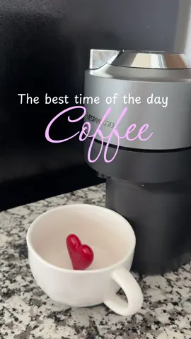 el café nunca ha sido ni será una etapa para mi❤️‍🩹☕️✨ ¿ustedes disfrutan este momento de la mañana como yo? #coffee #morningcoffee #nespresso #nespressocoffee @Nespresso @Nespresso USA 