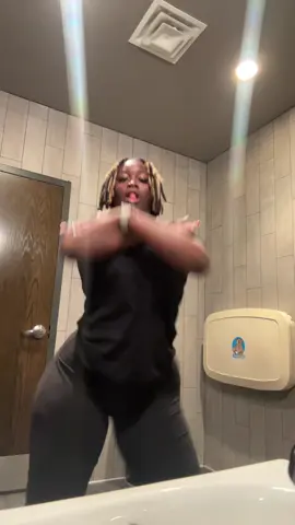 I ain’t no dancer fr…#fyp#viral #dance #blowthisup #bigboogie 