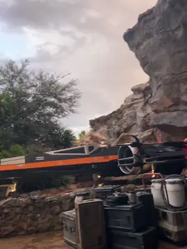 #starwars #resistancetraining #disney #hollywoodstudios #fyp 