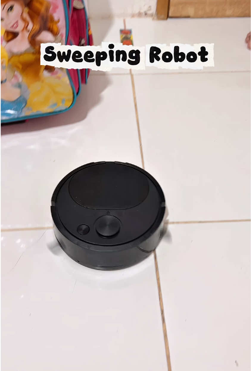Automatic Sweeping Robot— in fairness naman, dami nyang nakuha na dumi. Hehe  #sweepingrobot #automaticsweepingrobot #tiktokfinds #budolfinds #fyp 