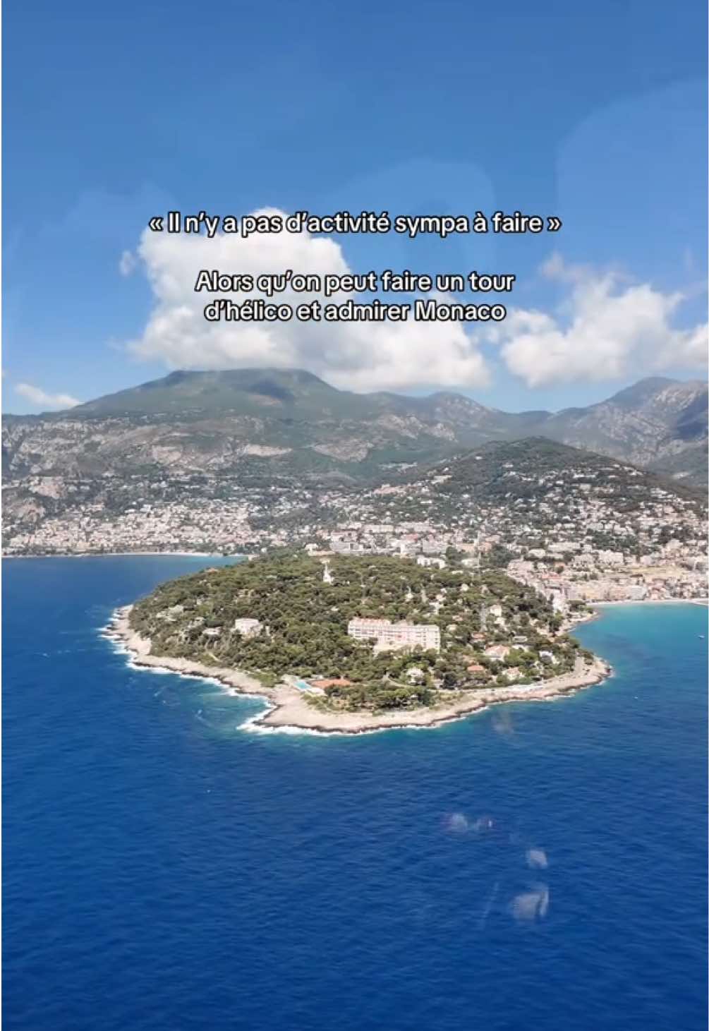 Bon plan? #monaco #helicopter 