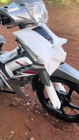 Brand new Haogune  -5  13,500 location tamale Gumani last top side contact 0241017405 or0502433317