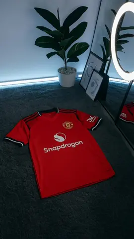 jersey manchester United grade original A home premium. free custom Name.  #manchesterunited #jerseymanchesterunited #outfit #olahraga #fyp 