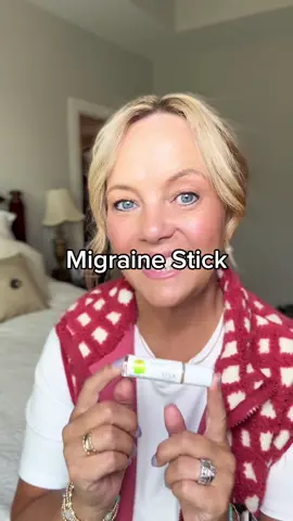 The migraine stick is my go to for headaches. If you suffer from headaches or migraines grab this up and give it a try. #Migraine #MigraineRelief #MigraineStick #EssentialOil #EssentialOil 