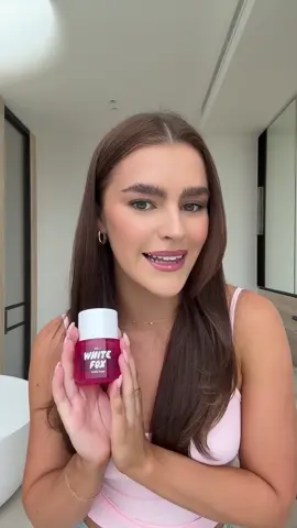 PSA UK BESTIES: White Fox Vol 1. is now available at larger Boots stores 🩷👄 Subject to availability. Shop online now: 🇦🇺 whitefoxboutique.com.au 🇺🇲 whitefoxboutique.com 🇬🇧 whitefoxboutique.co.uk #whitefox #whitefoxbeauty #beautyproducts #lipgloss